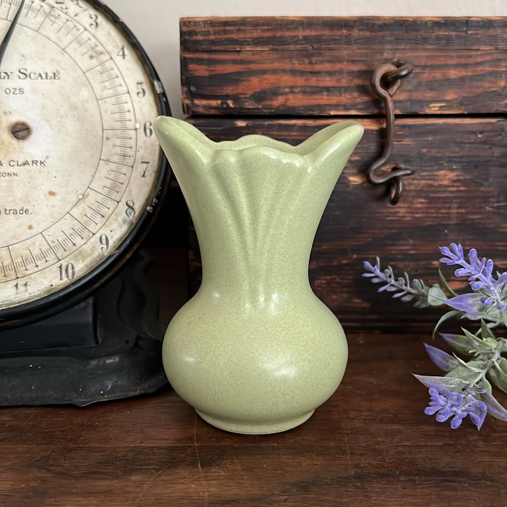 VTG | Royal Haeger 4” Bud Vase